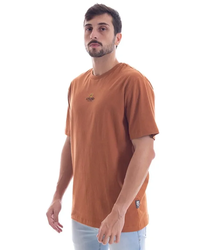 CAMISETA CONFORT POETRY MARROM - Imagem 3