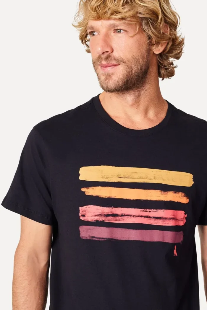CAMISETA RESERVA ESTAMPADA 4 LISTRAS AQUARELA PRETA - Imagem 3