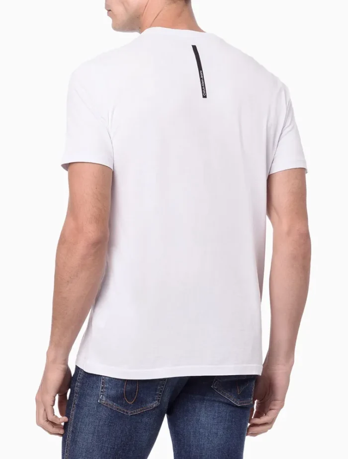 CAMISETA LOGO REISSUE NO PEITO CALVIN KLEIN JEANS BRANCO - Imagem 4