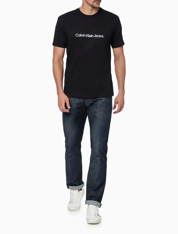 CAMISETA EMBOSSED CALVIN KLEIN JEANS PRETO - Imagem 3