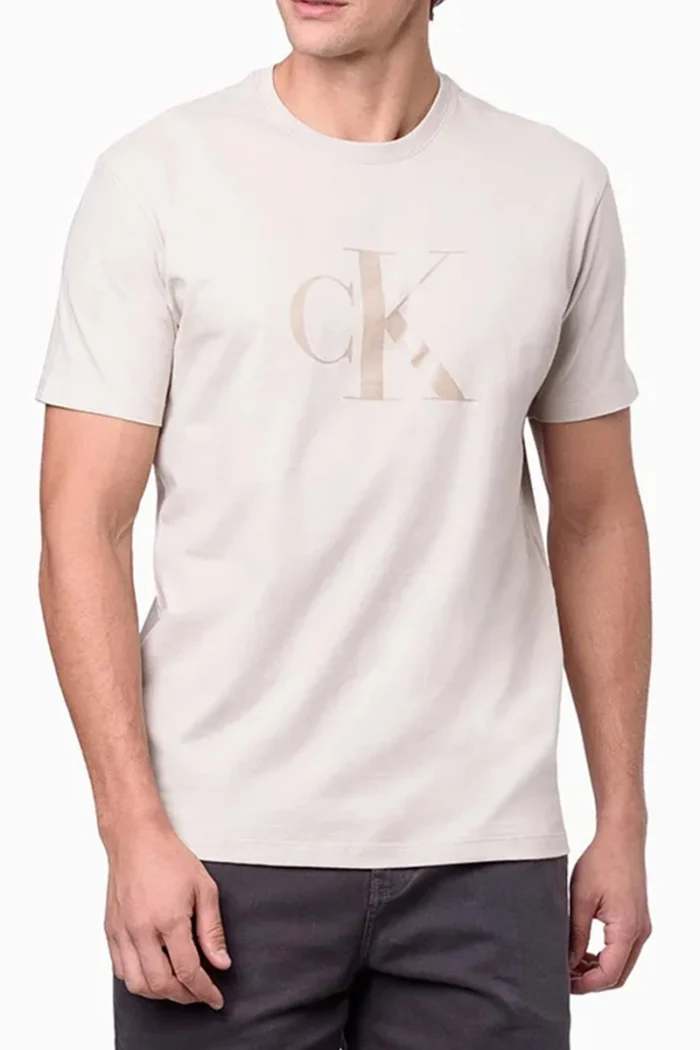 CAMISETA LOGO GEL MONOGRAM CALVIN KLEIN JEANS AREIA