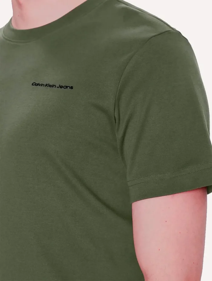 CAMISETA LOGO BÁSICO CALVIN KLEIN JEANS MILITAR - Imagem 3