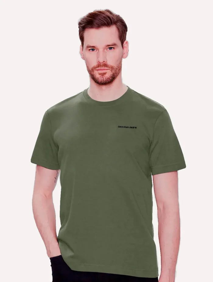 CAMISETA LOGO BÁSICO CALVIN KLEIN JEANS MILITAR